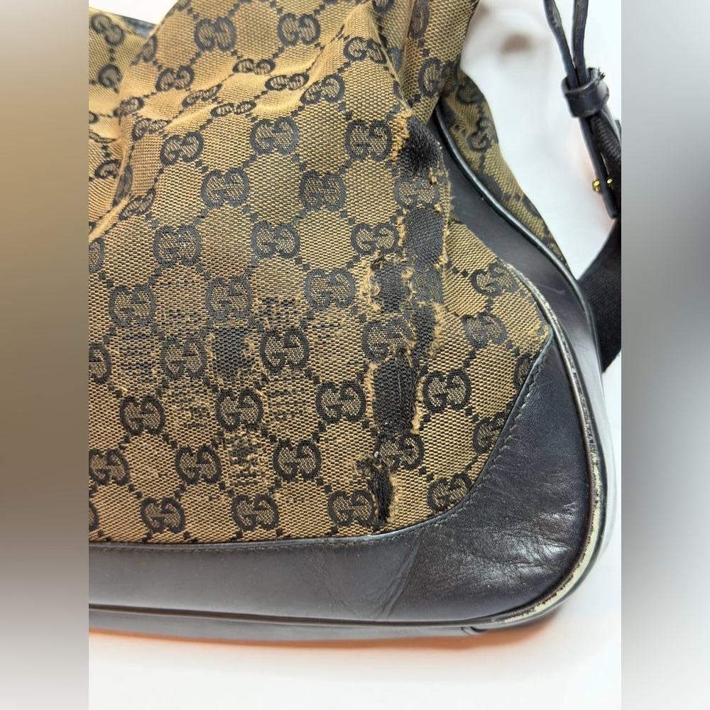 Gucci Bamboo GG Canvas Shoulder Bag in Brown and Black - Picture 6 of 13